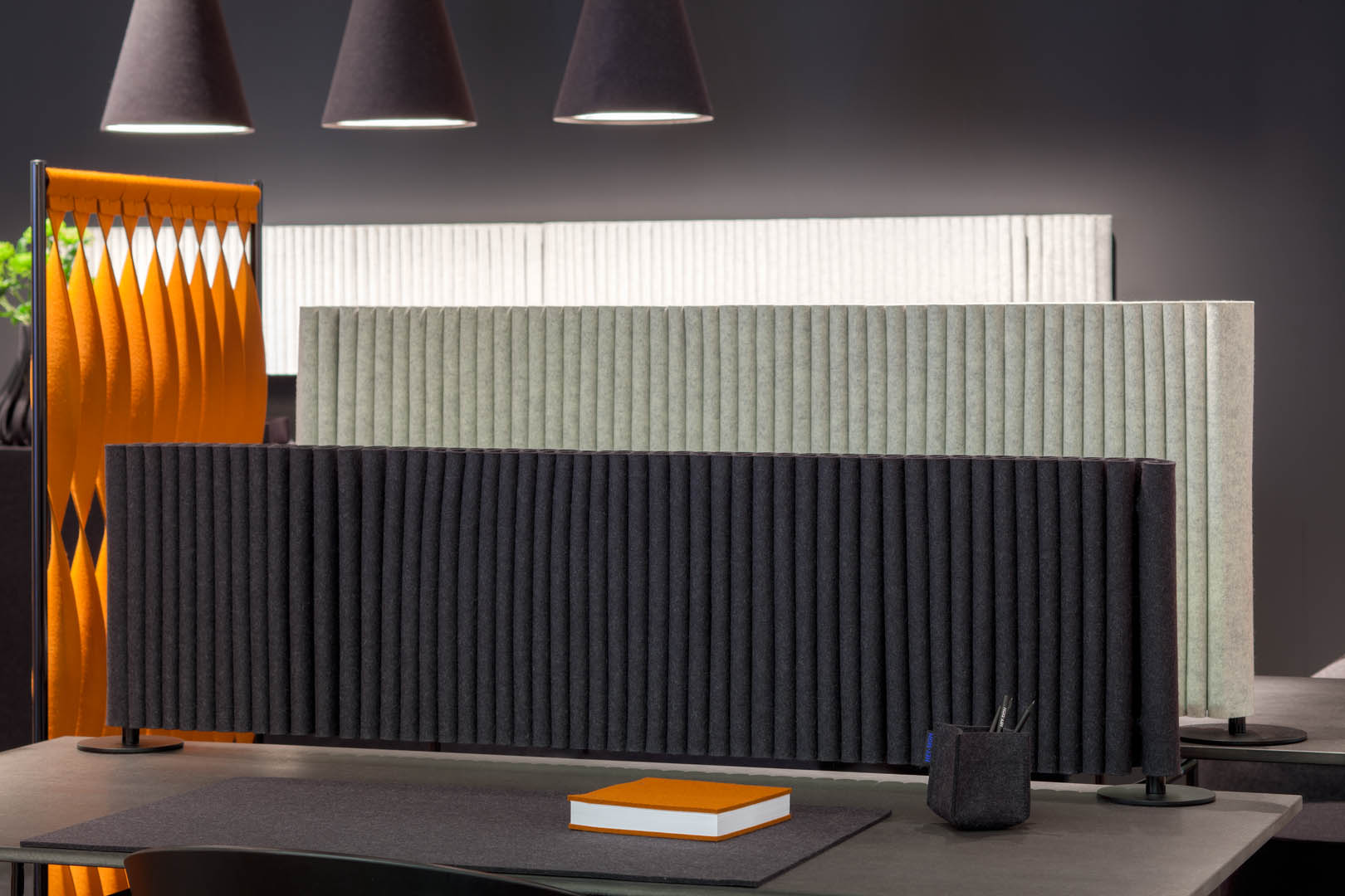 Tischmodul Welle inkl. 2 Tellerfüßen